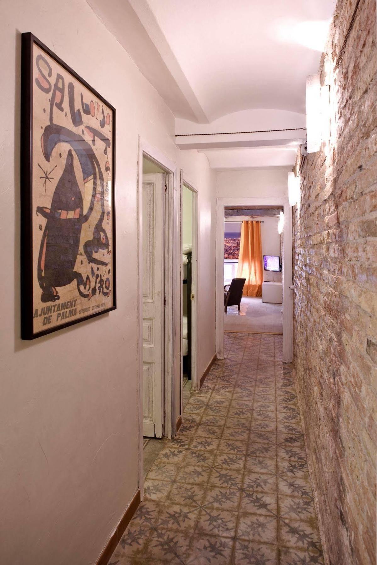 Flateli Jaume Fabra Apartamento